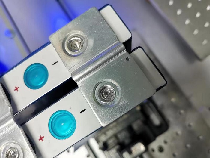 Battery packing weld
